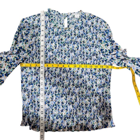 Veronica Beard 100% cotton Kali Smocked Top EUC - Picture 9 of 12